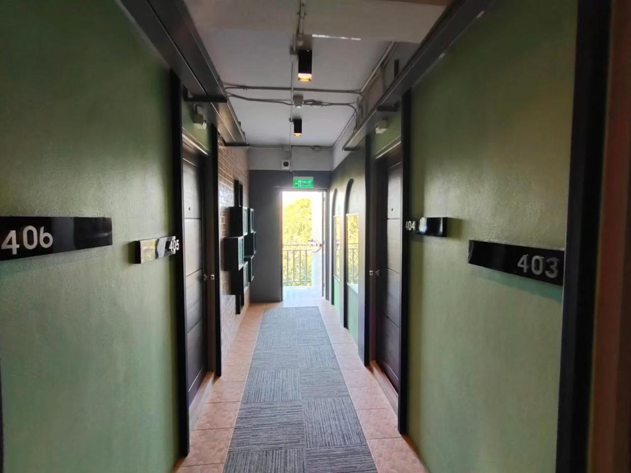 Qoo Hotel Buriram Bagian luar foto